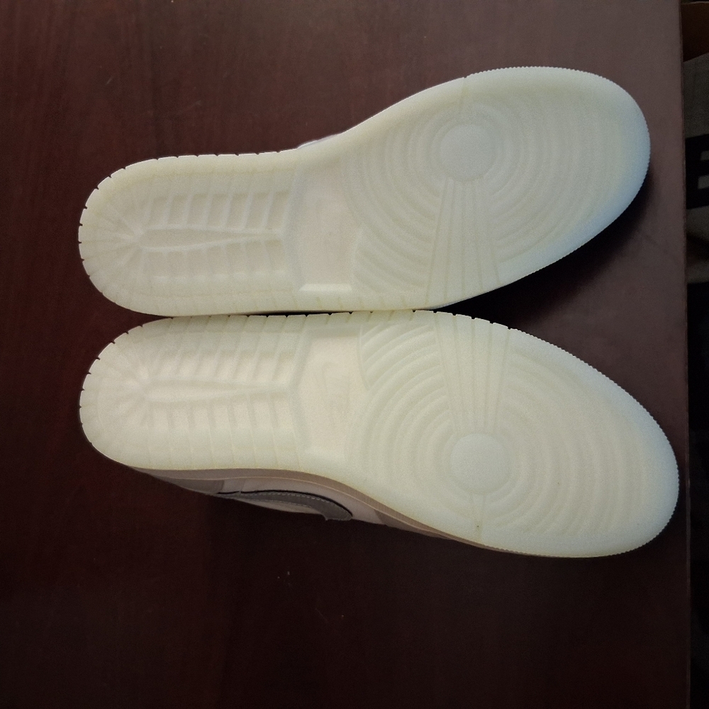 New Jordan 1 Retro Low OG Size 13 Year Of The Snake 2025 HF3144-100 New Year - Picture 4 of 11
